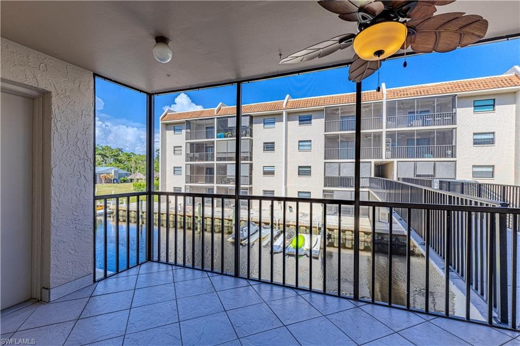 9395 Pennsylvania Ave 24, Bonita Springs, FL 34135-6