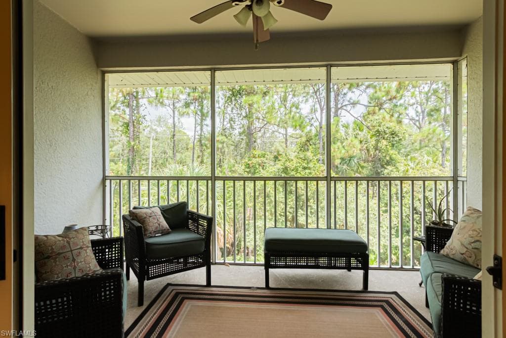 7811 Regal Heron Cir 302, Naples, FL 34104-20