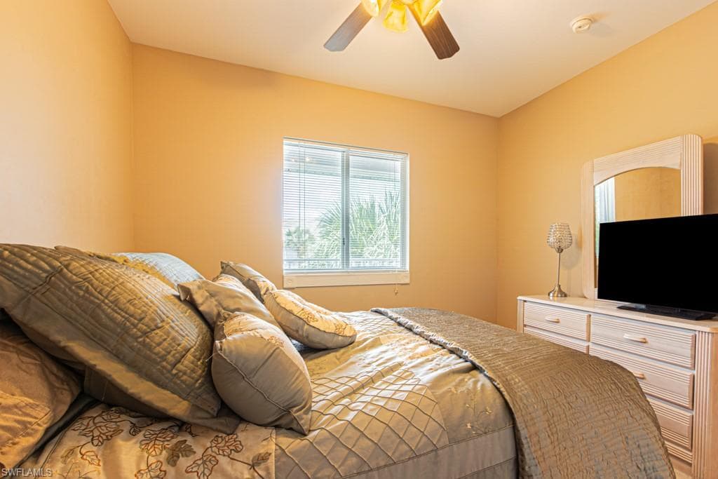 7811 Regal Heron Cir 302, Naples, FL 34104-31