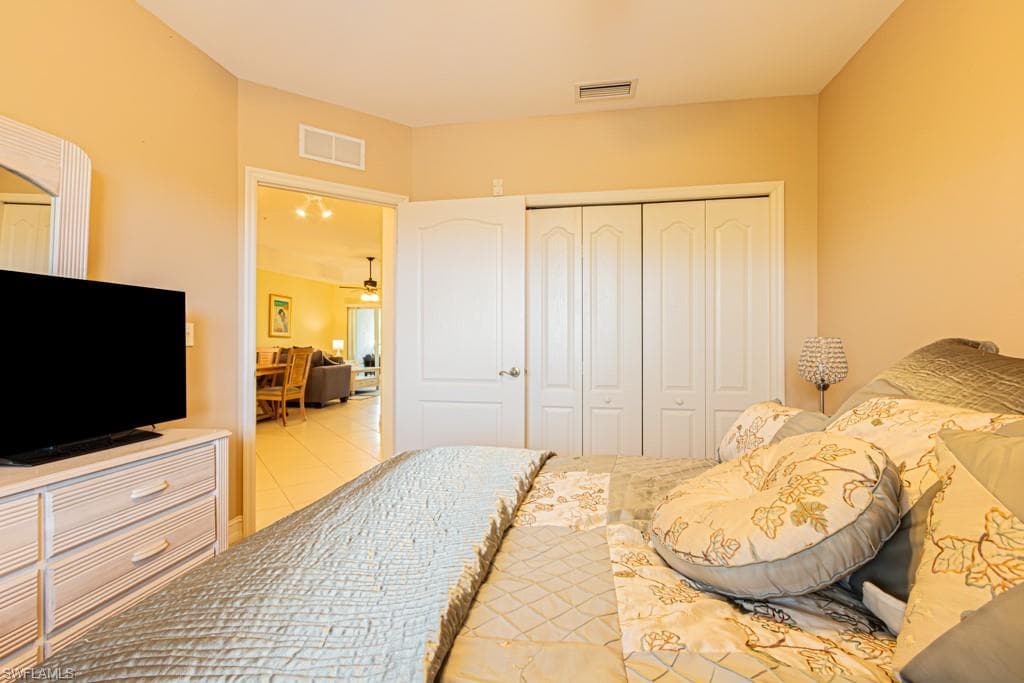 7811 Regal Heron Cir 302, Naples, FL 34104-33