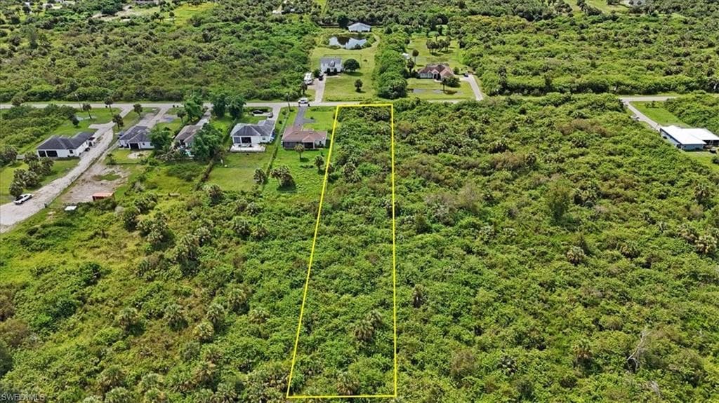 745 41st Ave NW, Naples, FL 34120-15