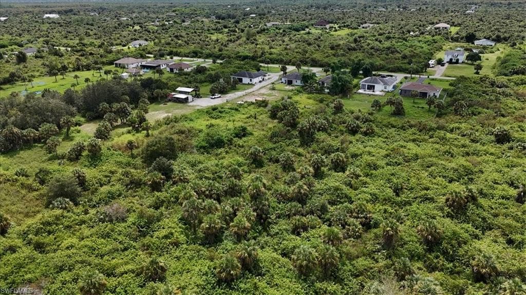 745 41st Ave NW, Naples, FL 34120-17