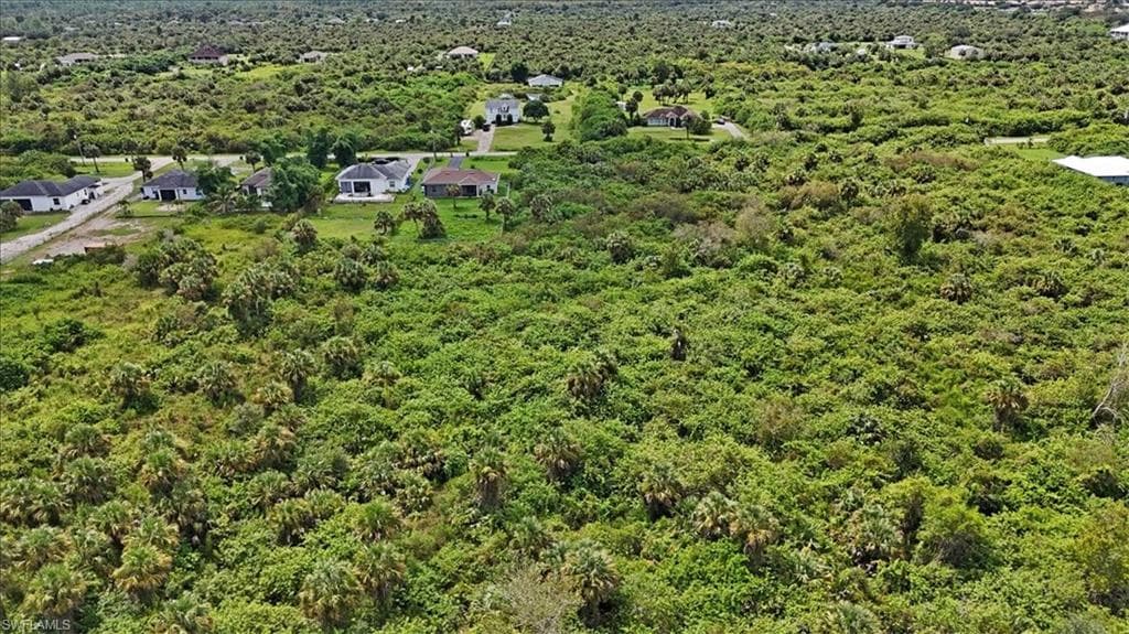 745 41st Ave NW, Naples, FL 34120-19