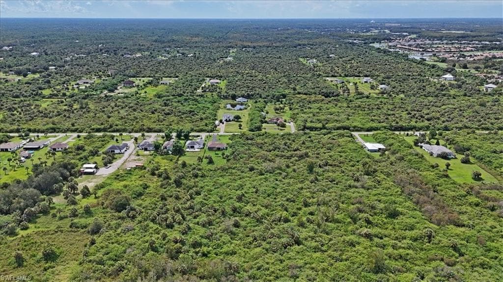 745 41st Ave NW, Naples, FL 34120-6