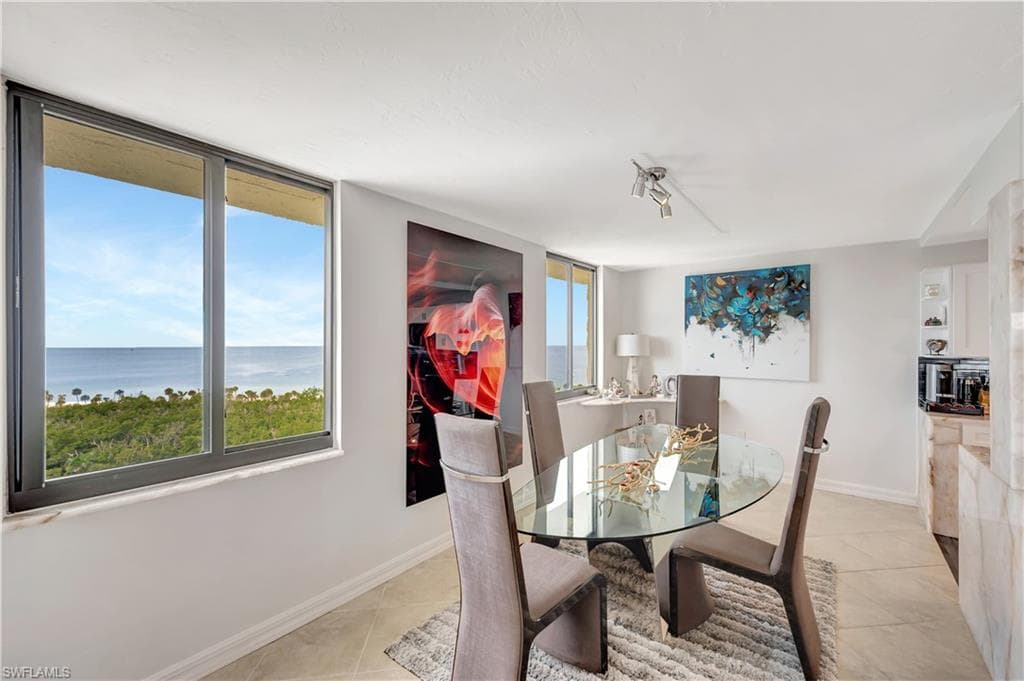 11 Bluebill Ave 1101, Naples, FL 34108-18