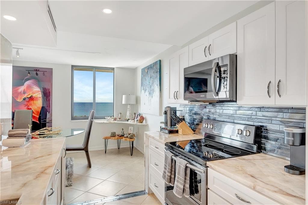 11 Bluebill Ave 1101, Naples, FL 34108-20
