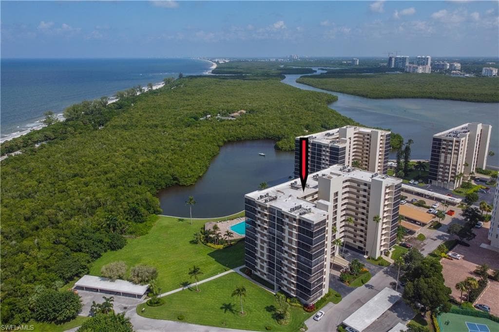 11 Bluebill Ave 1101, Naples, FL 34108-1