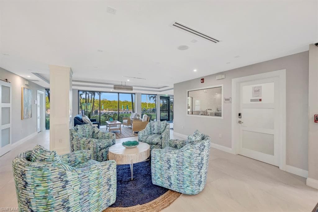 11 Bluebill Ave 1101, Naples, FL 34108-40