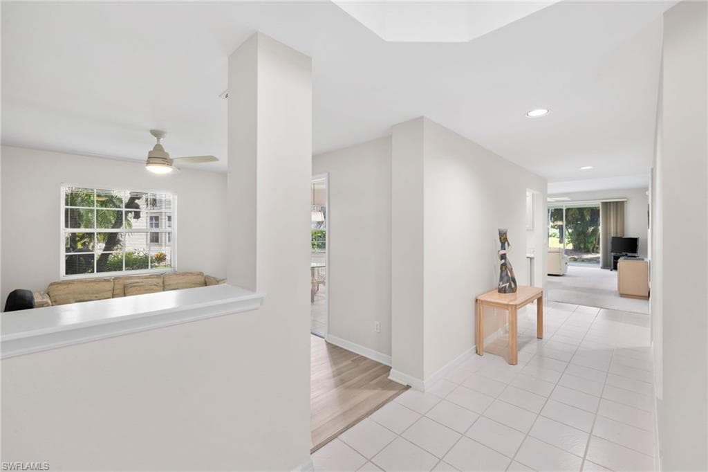 3572 Windjammer Cir 1403, Naples, FL 34112-17