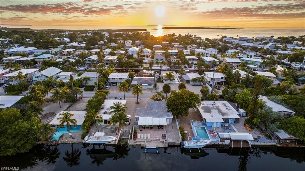 132 Gardenia St, Tavernier, FL 33070-32