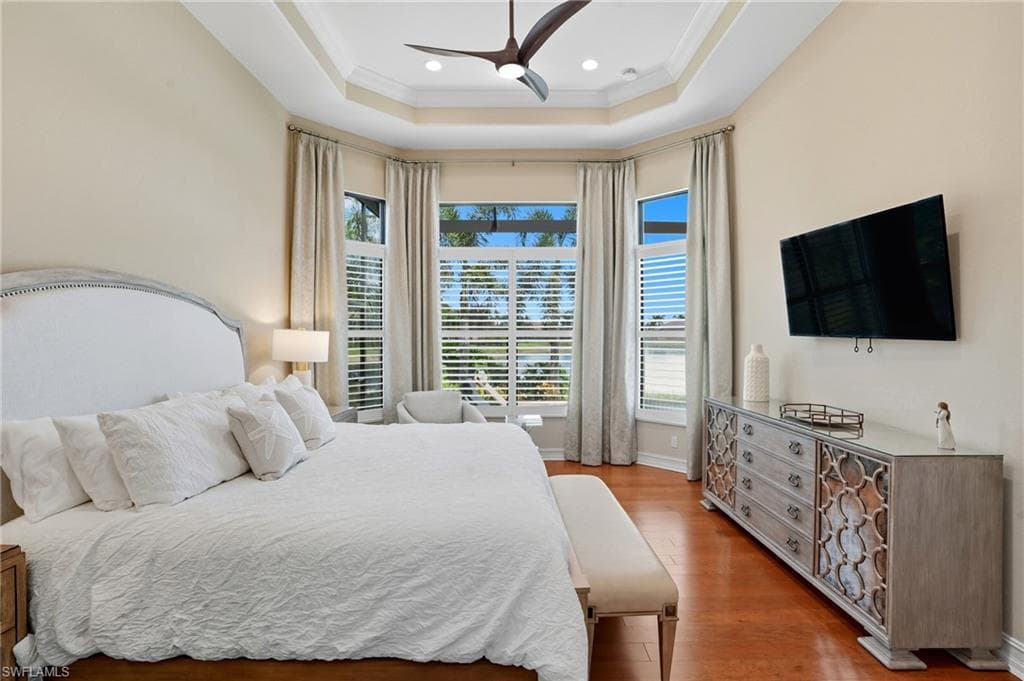 6376 Costa Cir, Naples, FL 34113-19