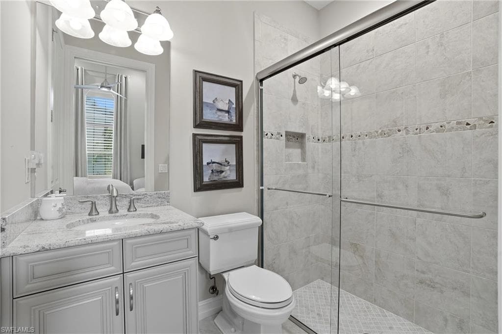 6376 Costa Cir, Naples, FL 34113-29
