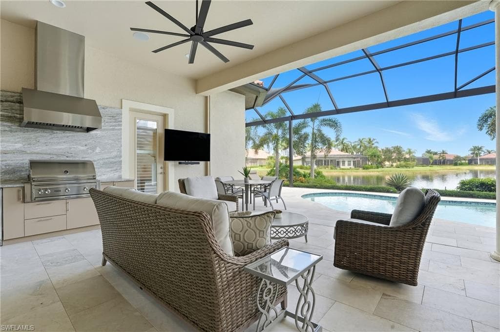 6376 Costa Cir, Naples, FL 34113-34