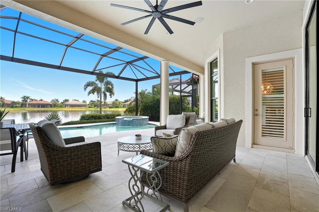 6376 Costa Cir, Naples, FL 34113-35
