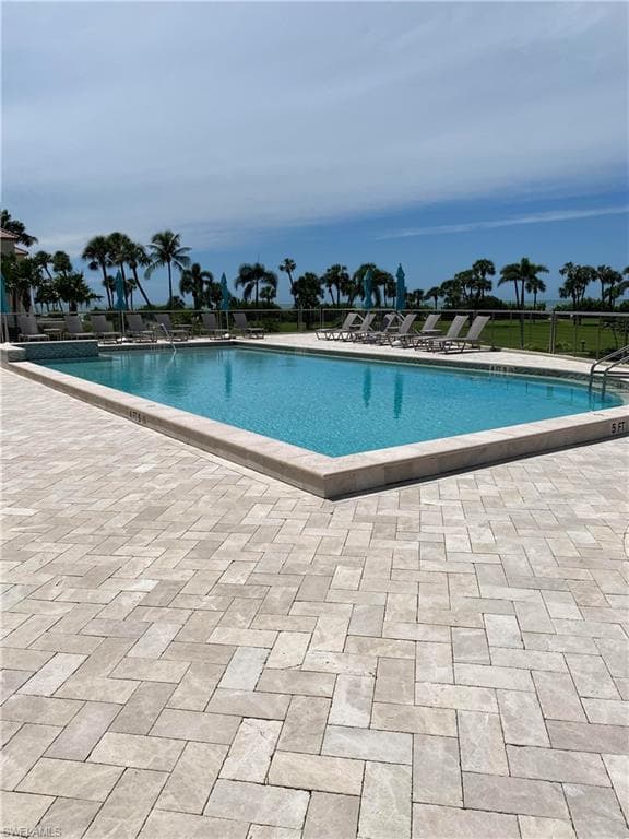 3971 Gulf Shore Blvd N 1404, Naples, FL 34103-25