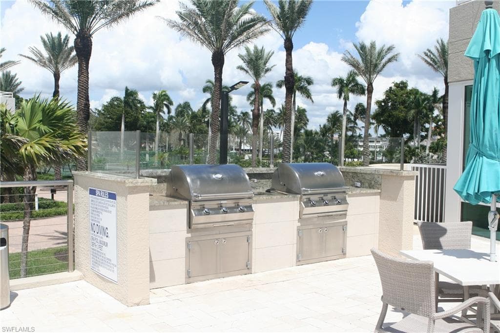 3971 Gulf Shore Blvd N 1404, Naples, FL 34103-28