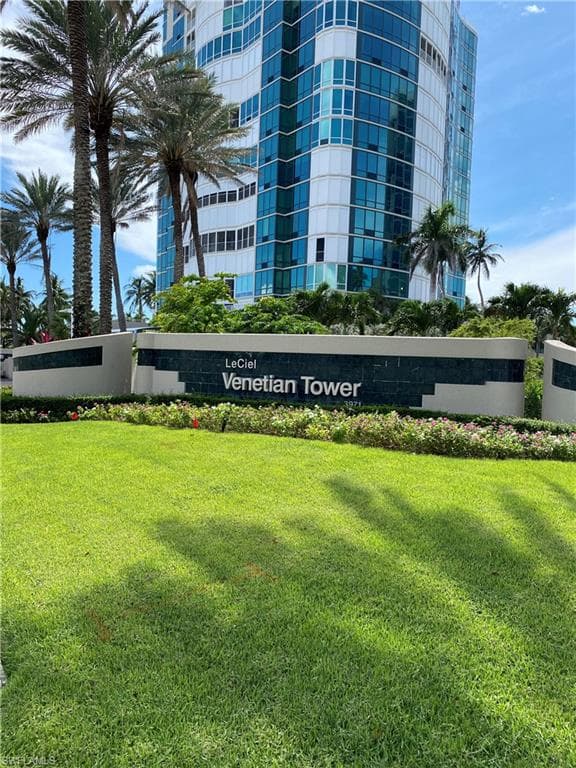 3971 Gulf Shore Blvd N 1404, Naples, FL 34103-49