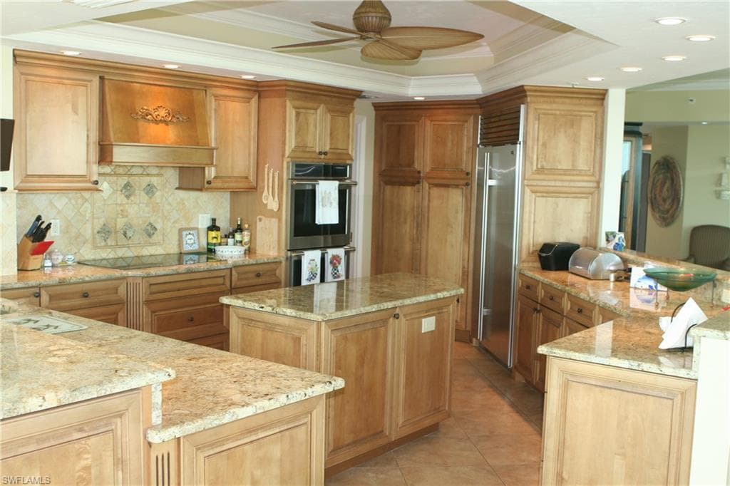 3971 Gulf Shore Blvd N 1404, Naples, FL 34103-5