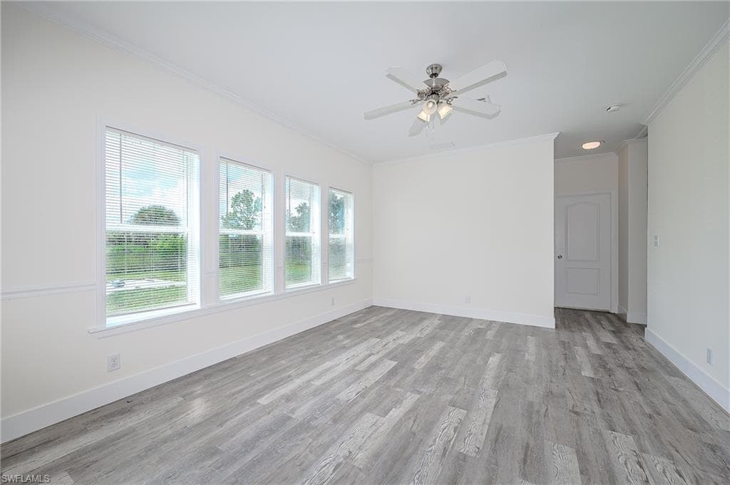 4660 43rd Ave NE, Naples, FL 34120-8