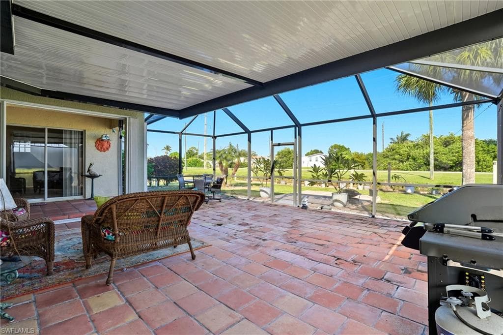 3626 Kent Dr, Naples, FL 34112-25