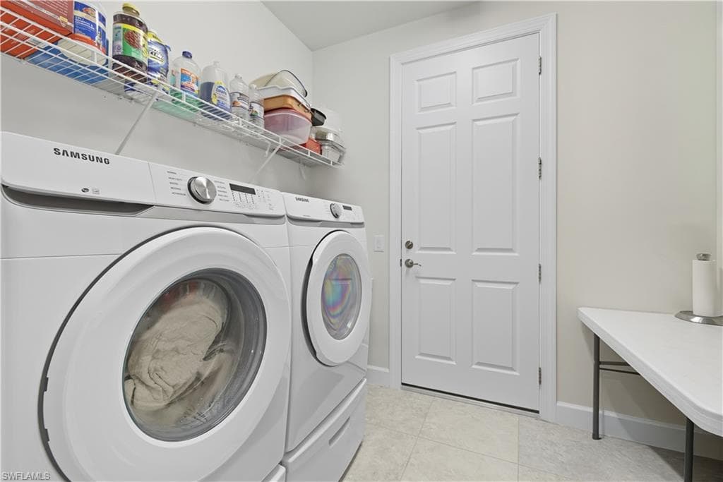 10524 Otter Key Ln, Estero, FL 33928-31