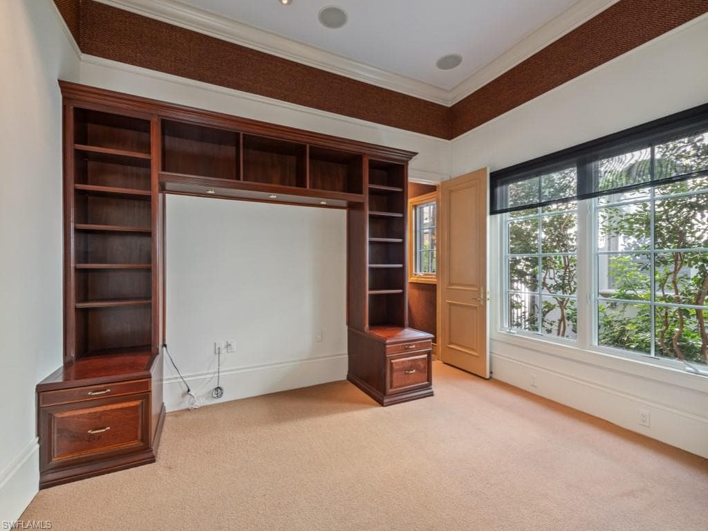 15727 Villoresi Way, Naples, FL 34110-11