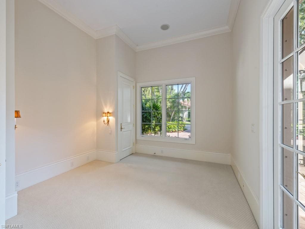 15727 Villoresi Way, Naples, FL 34110-13