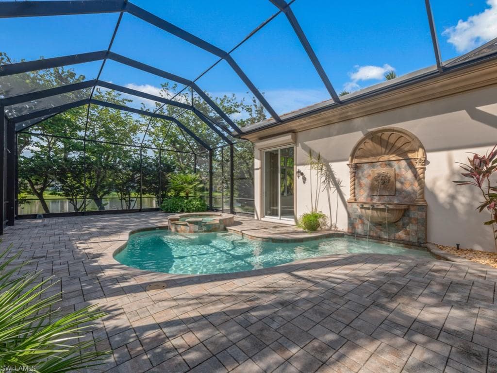 15727 Villoresi Way, Naples, FL 34110-26