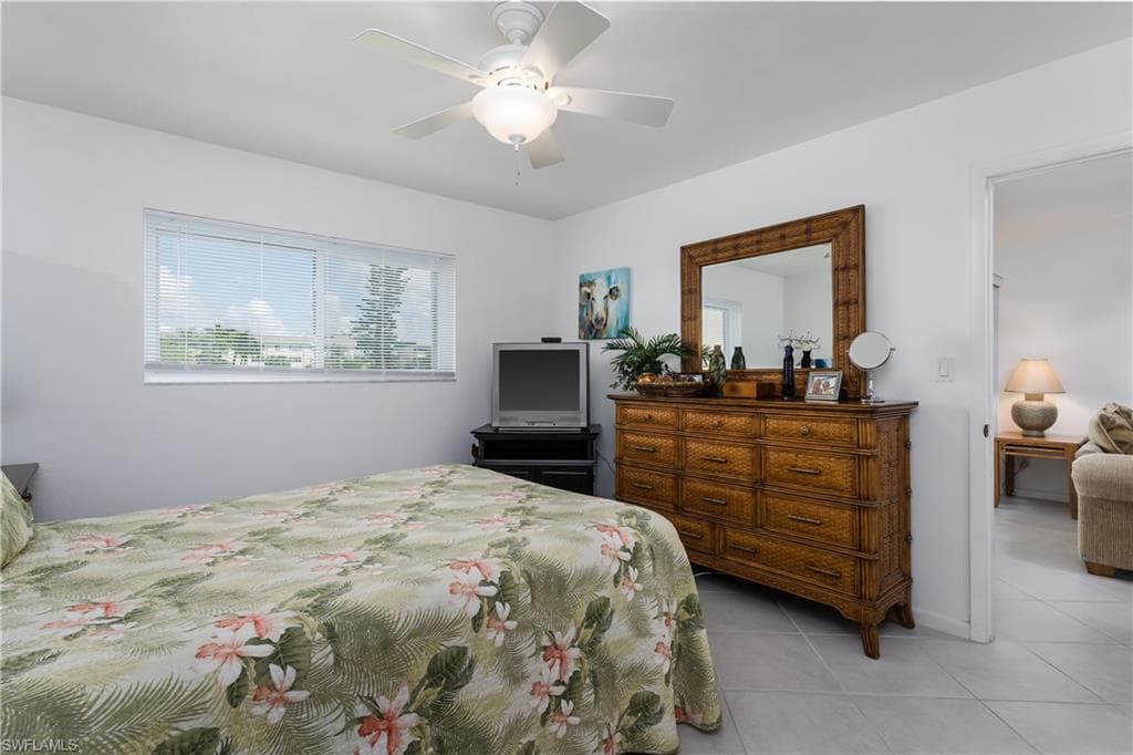 1008 Manatee Rd G104, Naples, FL 34114-14