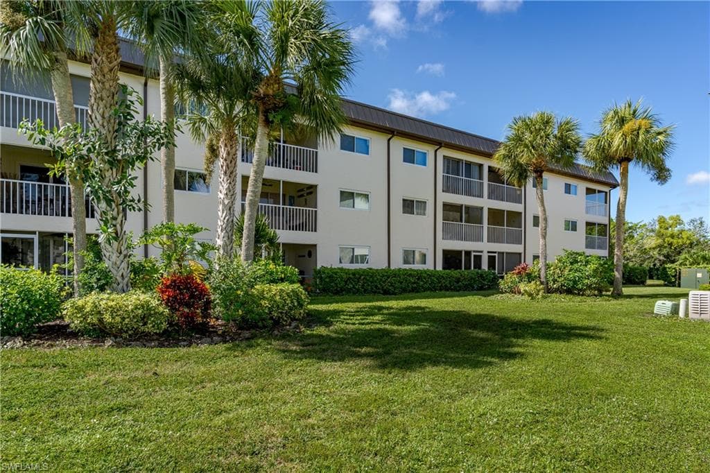 1008 Manatee Rd G104, Naples, FL 34114-21