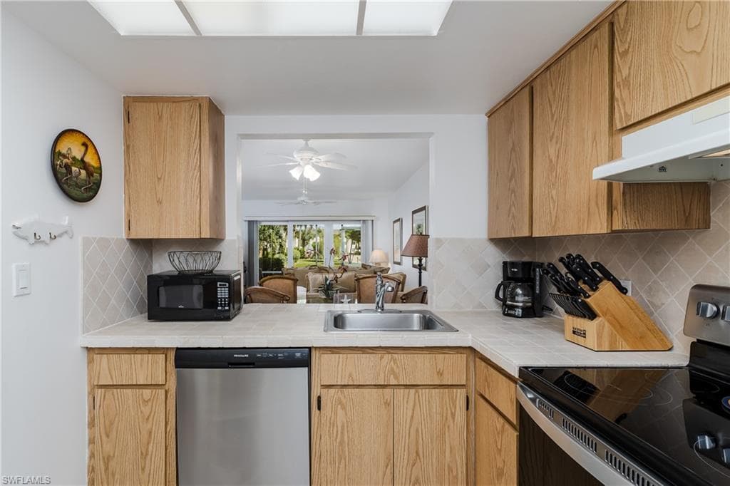 1008 Manatee Rd G104, Naples, FL 34114-4