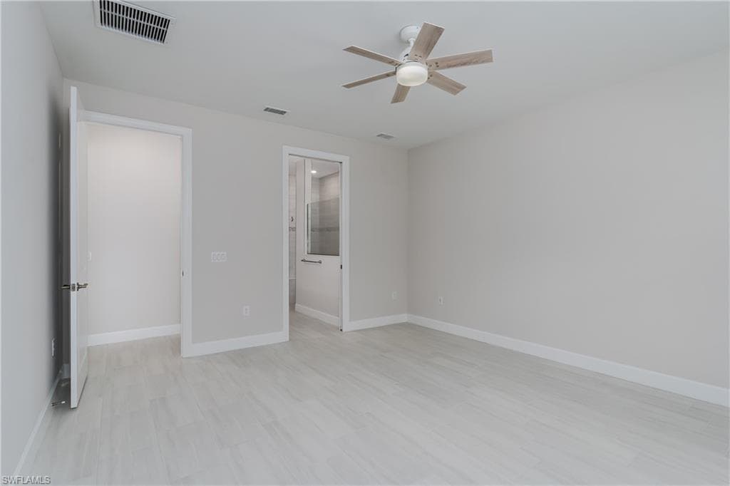 6856 Winding Cypress Dr, Naples, FL 34114-11