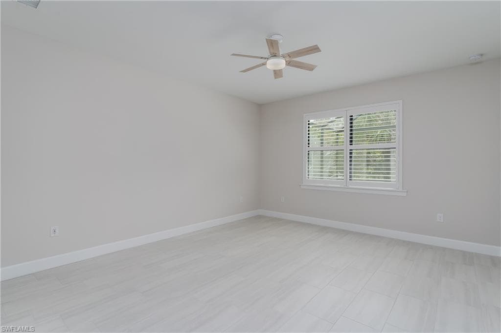 6856 Winding Cypress Dr, Naples, FL 34114-12