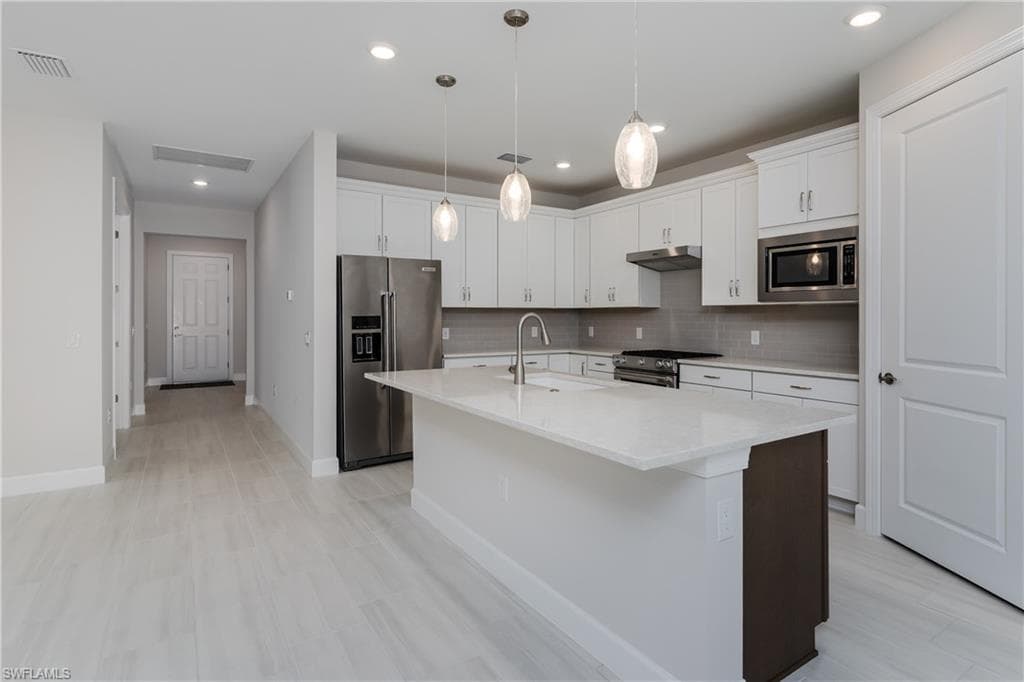 6856 Winding Cypress Dr, Naples, FL 34114-25