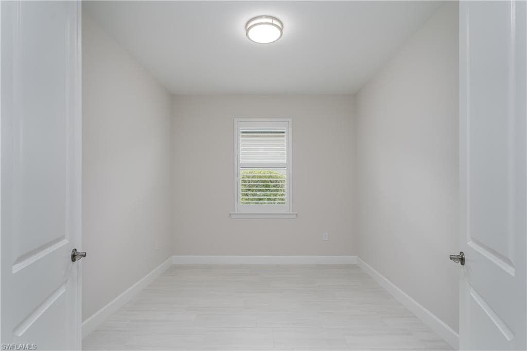 6856 Winding Cypress Dr, Naples, FL 34114-27