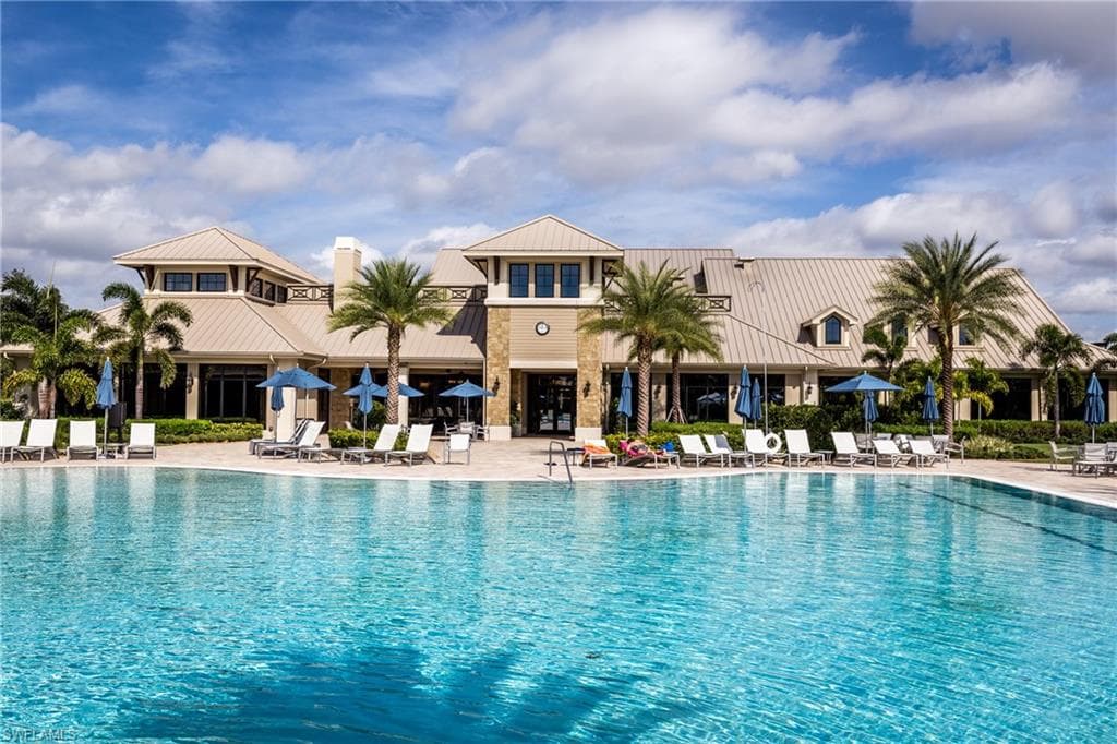 6856 Winding Cypress Dr, Naples, FL 34114-43