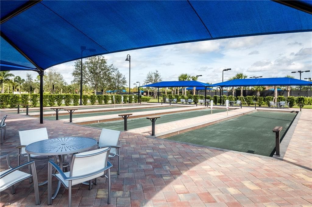 6856 Winding Cypress Dr, Naples, FL 34114-47