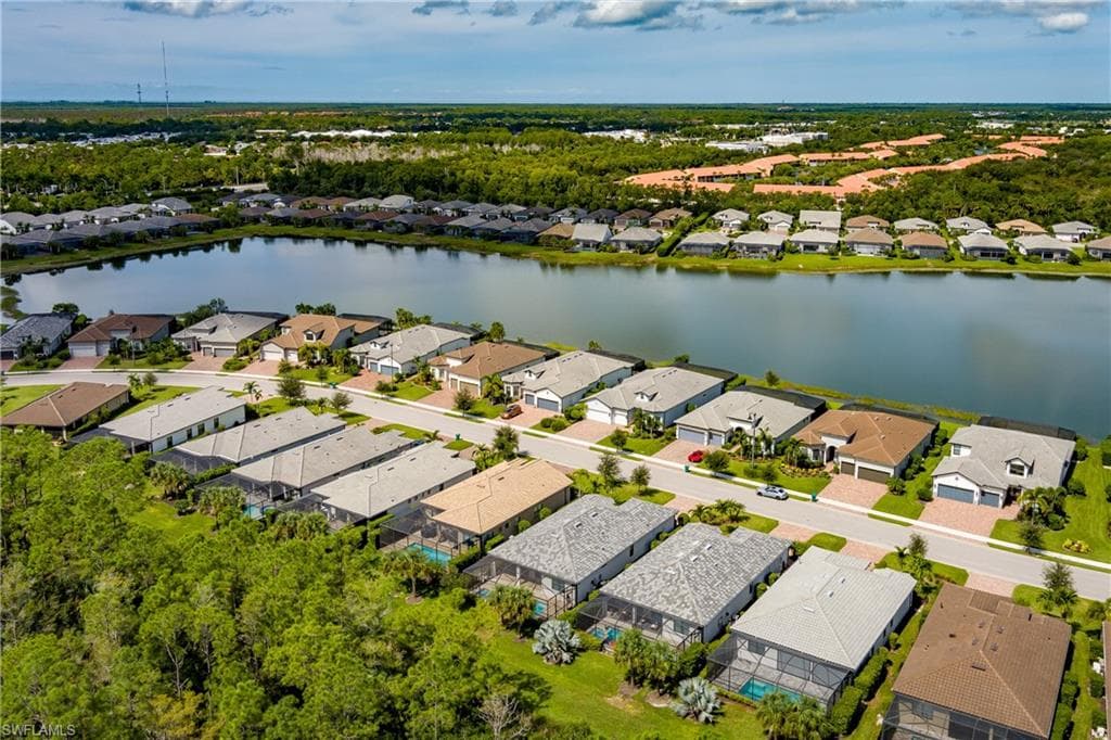 6856 Winding Cypress Dr, Naples, FL 34114-5