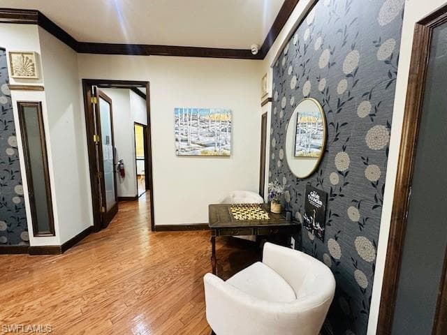 1210 Reserve Way 204, Naples, FL 34105-40