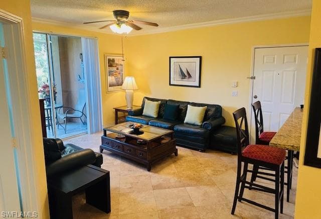 1210 Reserve Way 204, Naples, FL 34105-7