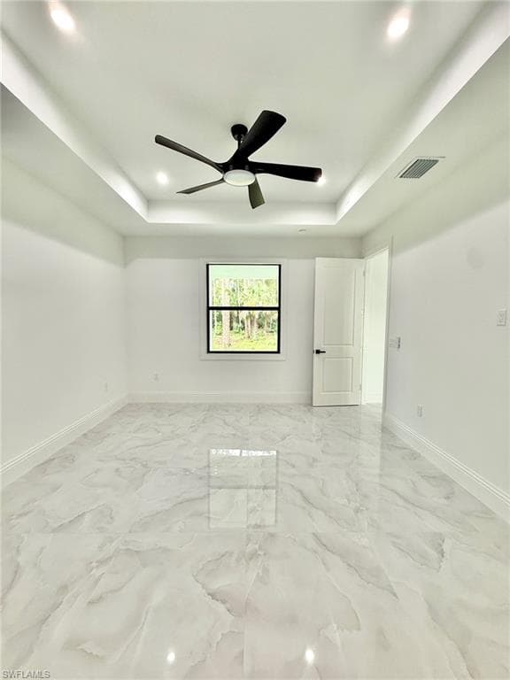 2135 Della Dr, Naples, FL 34117-12