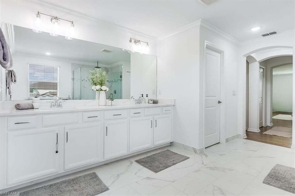 2172 Cara Cara Way, Naples, FL 34120-25