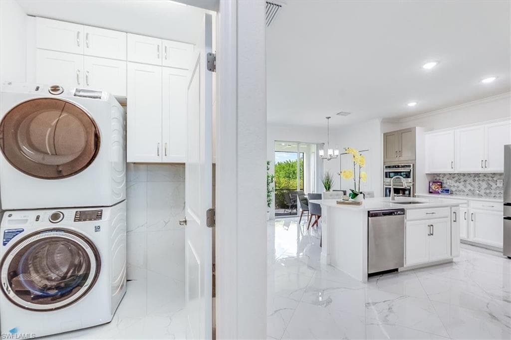 2172 Cara Cara Way, Naples, FL 34120-39
