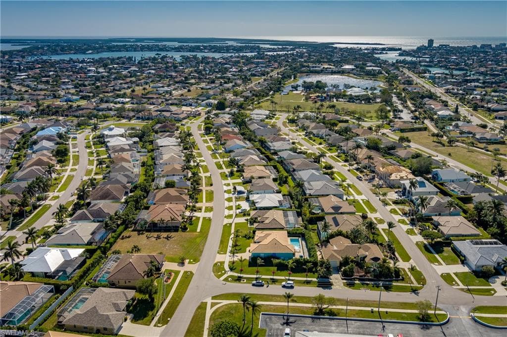 119 Balfour Dr, Marco Island, FL 34145-38