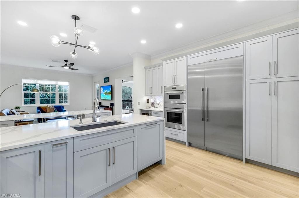 9242 Tesoro Ln 1-203, Naples, FL 34114-3