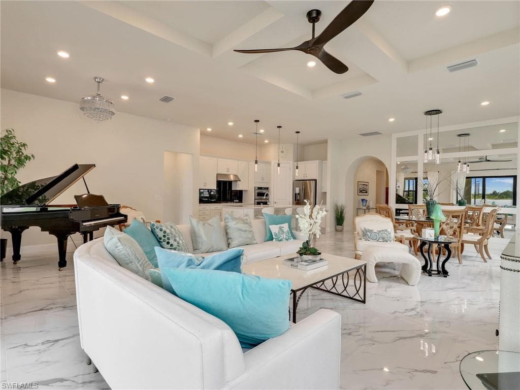 19724 Aqua View Ln, Fort Myers, FL 33913-10