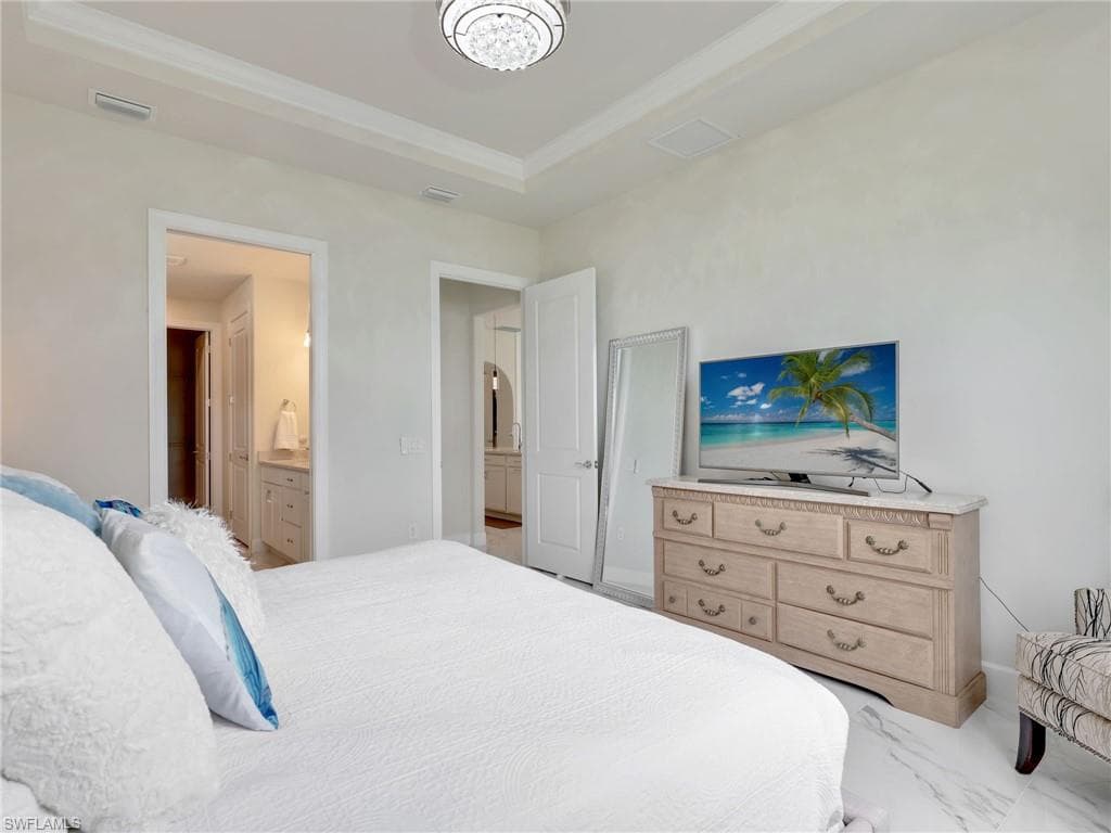 19724 Aqua View Ln, Fort Myers, FL 33913-19