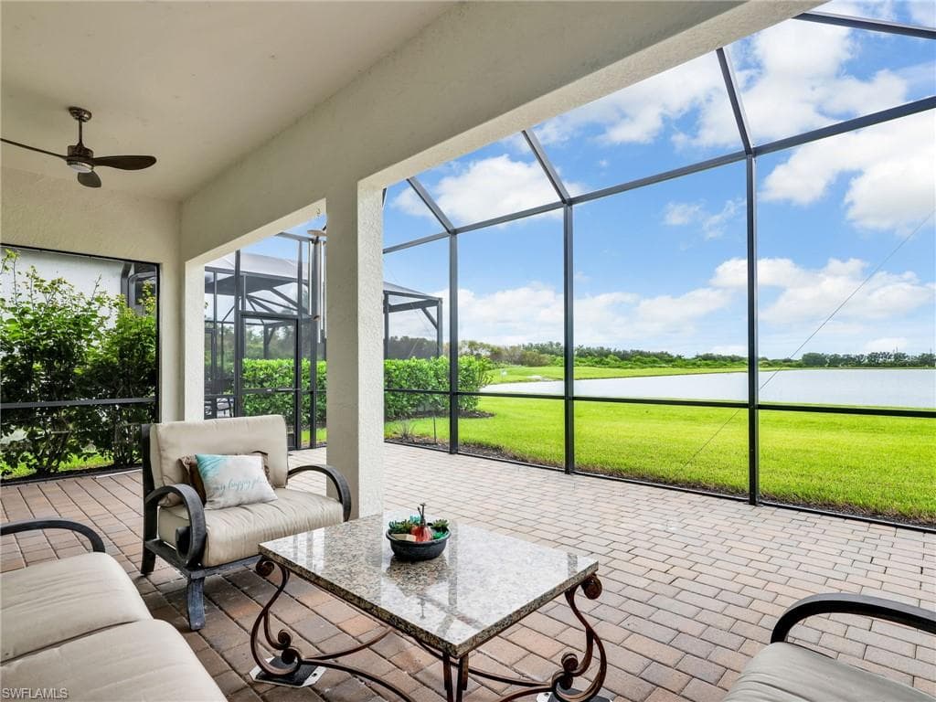 19724 Aqua View Ln, Fort Myers, FL 33913-33