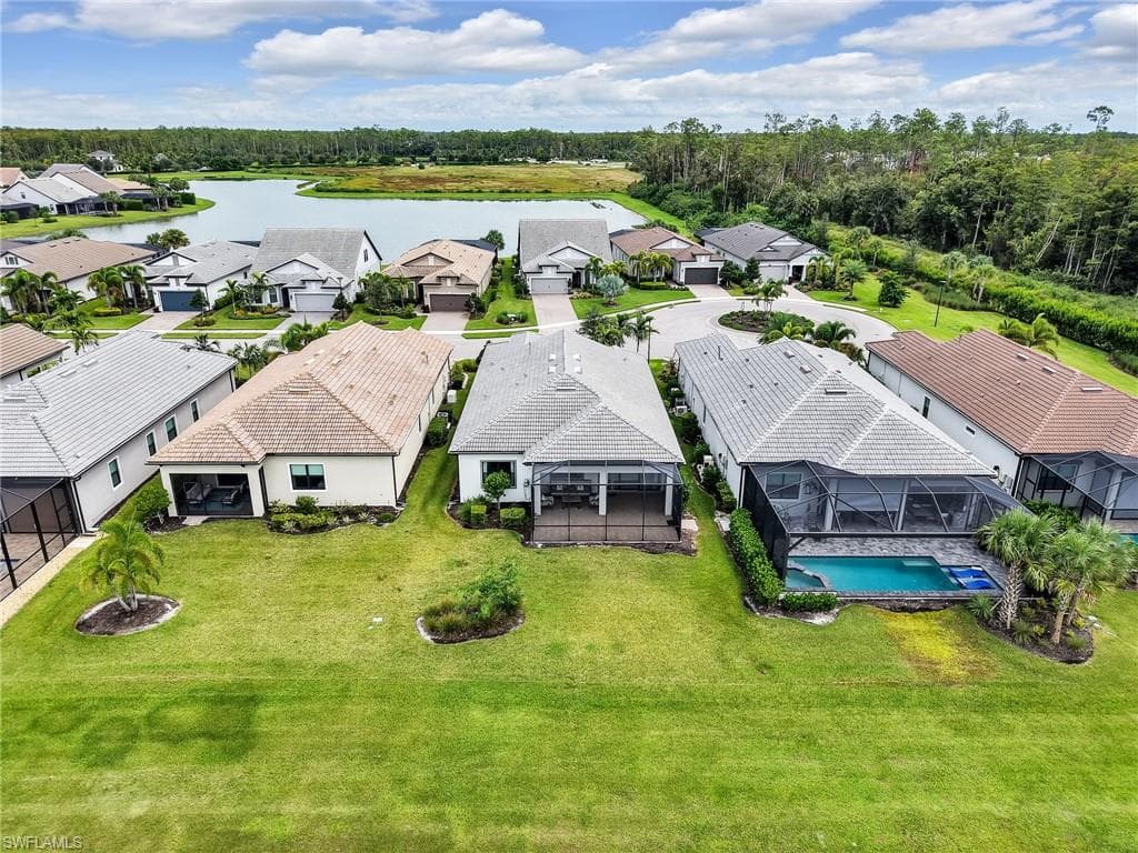 19724 Aqua View Ln, Fort Myers, FL 33913-37