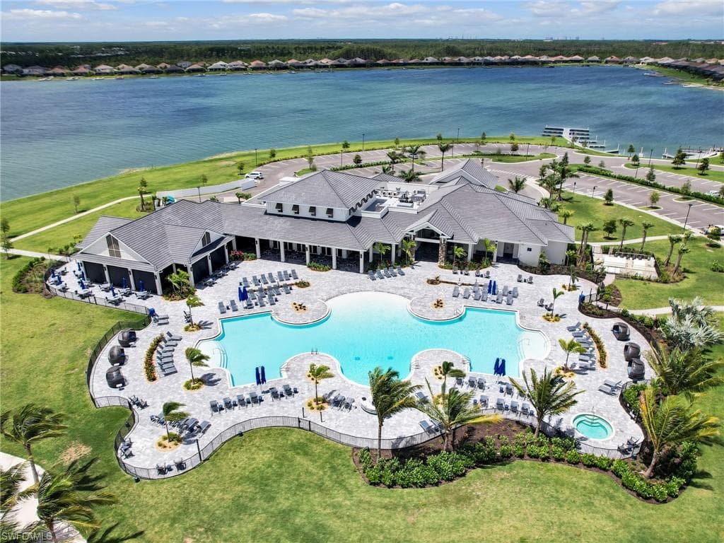 19724 Aqua View Ln, Fort Myers, FL 33913-43